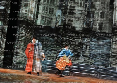 Kosciol Sw. Jana w Gdansku. Performance Swiatynia Sztuk...