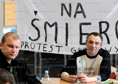 W gdynskim magistracie trwa protest glodowy 6. pracownikow...