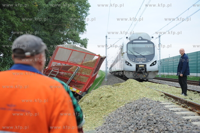 Wypadek w Jurkowicach w woj. pomorskim. Pociag relacji...