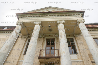 Pałac pruskiego rodu von Donhoff w Drogoszach. Wybudowany...
