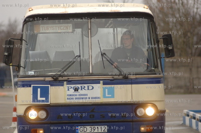 Michal Tusk zdal egzamin na prawojazdy kategorii D...