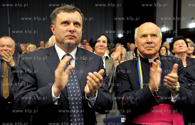 Nadanie honorowego obywatelstwa Sopotu arcybiskupowi...