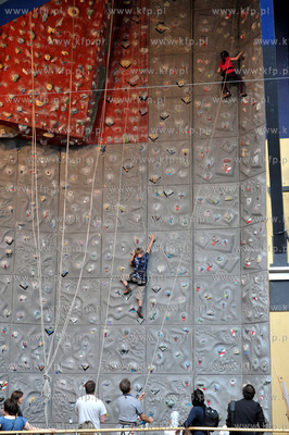 Wspinaczkowe igrzyska dla dzieci i mlodziezy zorganizowane...