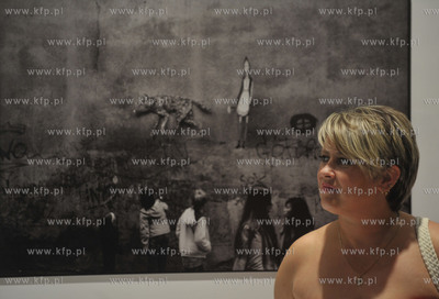 Wernisaz wystawy fotografii Piotra Poloczanskiego 2,28...