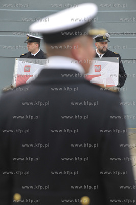 Port Wojenny w Gdyni Oksywie.Uroczystosc przekazania...