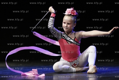Gdansk. Dworek Arura. Zawody taneczne Talenty 2013.
08.06.2013
fot....