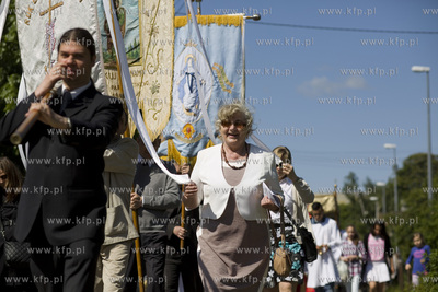 Procesja Bozego Ciala w gdanskiej dzielnicy Letnica....