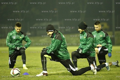 Boisko treningowe przy ul. Traugutta w Gdańsku. Trening...