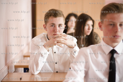 Gdańsk. Gimnazjum nr 25. Pierwszy dzień egzaminów...