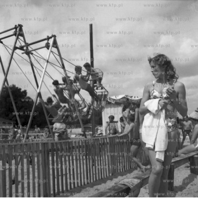 Sopot, plac zabaw dla dzieci na plazy przed Grand Hotelem....