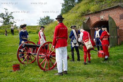 Góra Gradowa. Hewelianum. Musztra i pokaz artyleryjski...