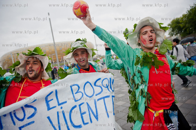 Gdansk Arena. Kibice wchodza na mecz mistrzostw Europy...
