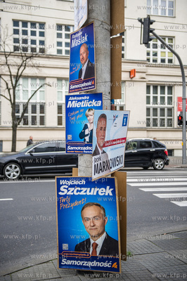 Gdynia. Kampania wyborcza do samorzadu. Plakaty wyborcze...