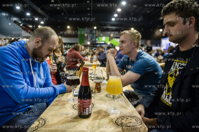 Miedzynarodowe Targi Gdanskie Amber Expo. Hevelka -...