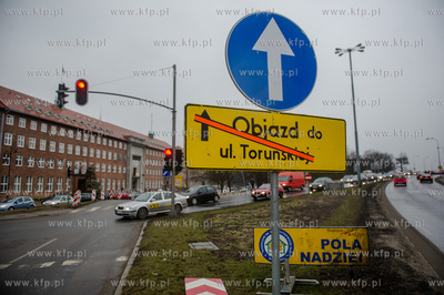 Gdansk. Przygotwania do zmian organizacji ruchu, polegajacych...