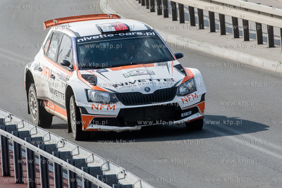 Gdansk. 12 Rajd Gdansk Castrol Inter Cars 2016, bedacy...