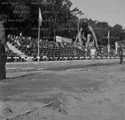 Sopot, stadion SLA. VI Wojewódzkie Igrzyska Młodzieży...