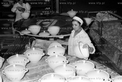 Zaklady Porcelany Stolowej Lubiana w Lubianie w powiecie...