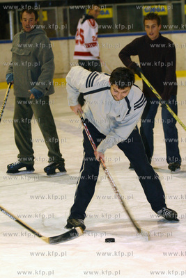 Trening zawodnikow Lechii Gdansk w hali Olivia. Na...