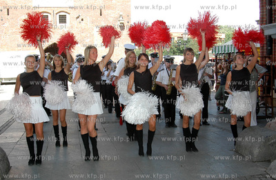 Swieto gdanskich policjantow.Paradny przemarsz policjantow...