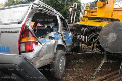 Na strzezonym przejezdzie kolejowym przy ul. Puckiej...