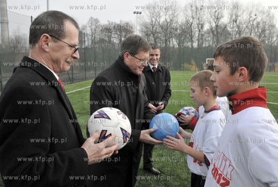 W Pelplinie przy ZSP nr2 otwarto kompleks boisk w ramach...