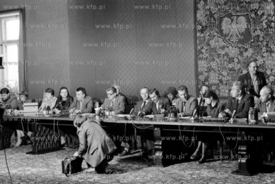 Pierwsze spotkanie delegacji Solidarnosci w Urzedzie...