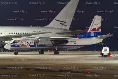 Gdansk, Rebiechowo. Nz. An26B EXIN.
12.04.2012
fot....