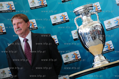 Gdansk. Przylot Pucharu EURO 2012 na gdanskie lotnisko...