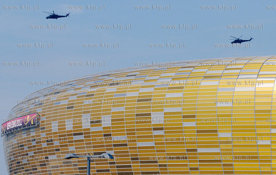 Okolice gdanskiego stadionu przed meczem EURO 2012...