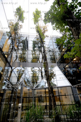 Gdansk, al. Grunwaldzka. Oficjalne otwarcie biurowca...