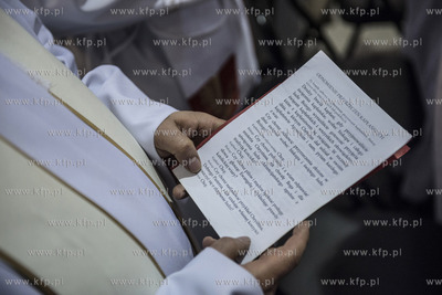 Pelplin. Msza Swieta Krzyzma w Wielki Czwartek w Bazylice...