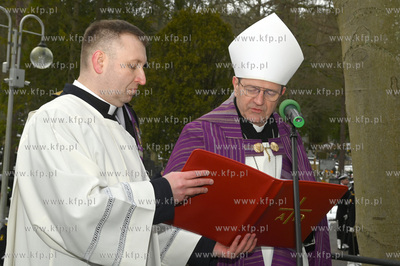 Cmentarz Witomiński w Gdyni. Uroczystości pogrzebowe...