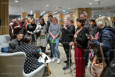 Miejska Biblioteka Publiczna w Sopocie. SOPOTEKA. Cykl...