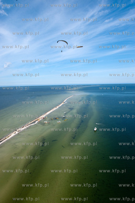 Marsz Sledzia odbywa sie Rybitwia Mielizna (Rewa Mew)...