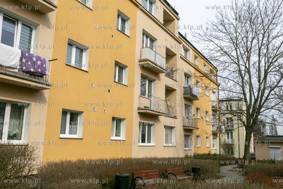 Blok przy ulicy 1 maja w Pruszczu Gdańskim. 
27.03.2020
fot....