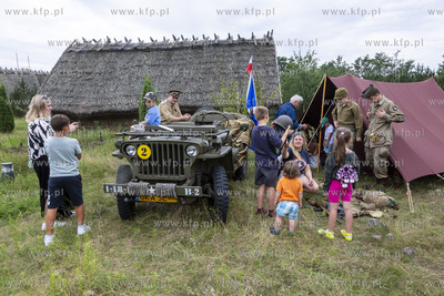 DROP ZONE - V Spotkanie Grup Rekonstrukcyjnych Armii...
