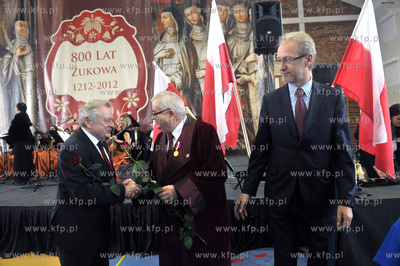 Obchody 800 lecia Zukowa. Uroczysta Sesja Rady Miejskie...