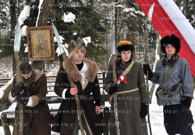 Rekonstrukcja obozu uczestnikow Powstania Styczniowego...