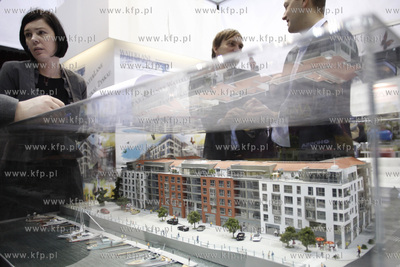 Ergo arena. XV Trojmiejskie Targi Mieszkaniowe. Nz...