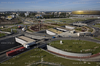 Gdańsk Letnica. Rondo turbinowe im. Tadeusza Mazowieckiego.
08.09.2016
fot....