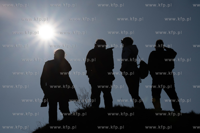 Ogląganie cześciowego, 13% zaśmienia słońca na...