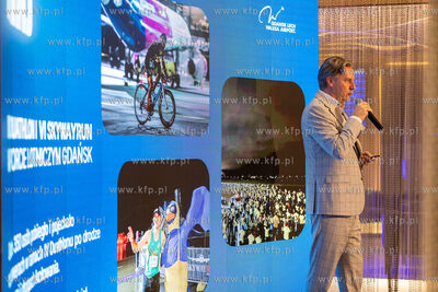 Port Lotniczy Gdańsk im. Lecha Wałęsy. Nz. Konferencja...