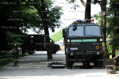 Westerplatte, Gdansk. Saperzy Marynarki Wojennej poszukuja...