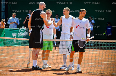 Sopot. Korty SKT. BNP Paribas Polish Open. Mecze pokazowe...