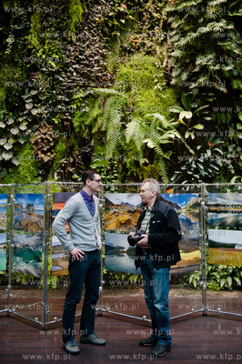 Gdansk. Galeria Przymorze. Wystawa zdjec fotografa...