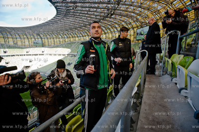 Gdansk. Stadion PGE Arena. Symboliczne ukonczenie malowania...