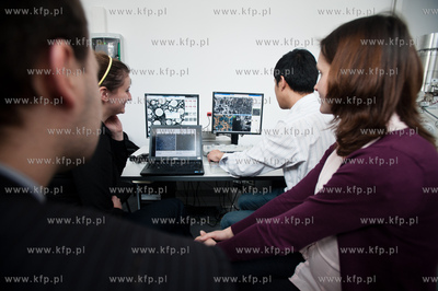 Politechnika Gdanska. Uroczyste otwarcie Centrum Nanotechnologii.
22.02.2013
fot....