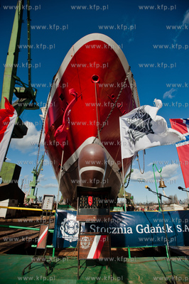 Stocznia Gdansk. Pochylnia B1. Wodowanie promu pasazersko-samochodowego...