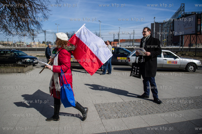 Gdansk. Wrzeszcz. Przedstawiciele i wolontariusze Nowoczesnej...
